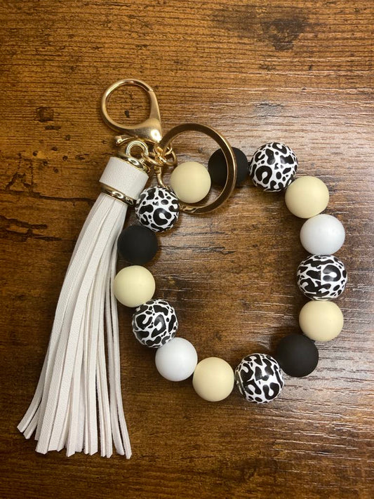 Brown and light tan leopard keychain